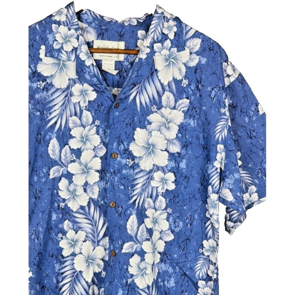 Halekulani Hawaiian Shirt L Blue White Hibiscus Floral Print Cotton Poplin USA